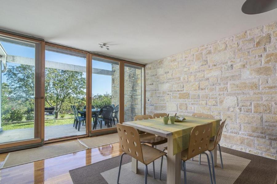 Pietra Villa Dajla Luaran gambar